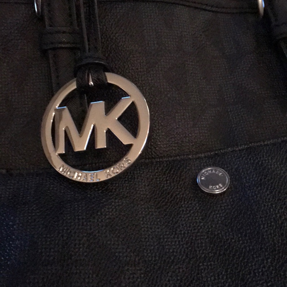 Purse - Picture 2 of 5